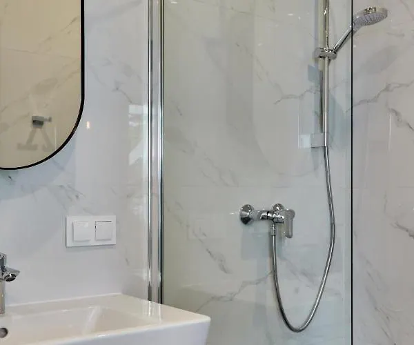 Premium Nautica Blisko Plazy * 레왈