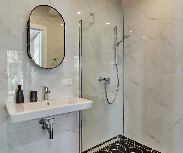 펜션 Premium Nautica Blisko Plazy 레왈